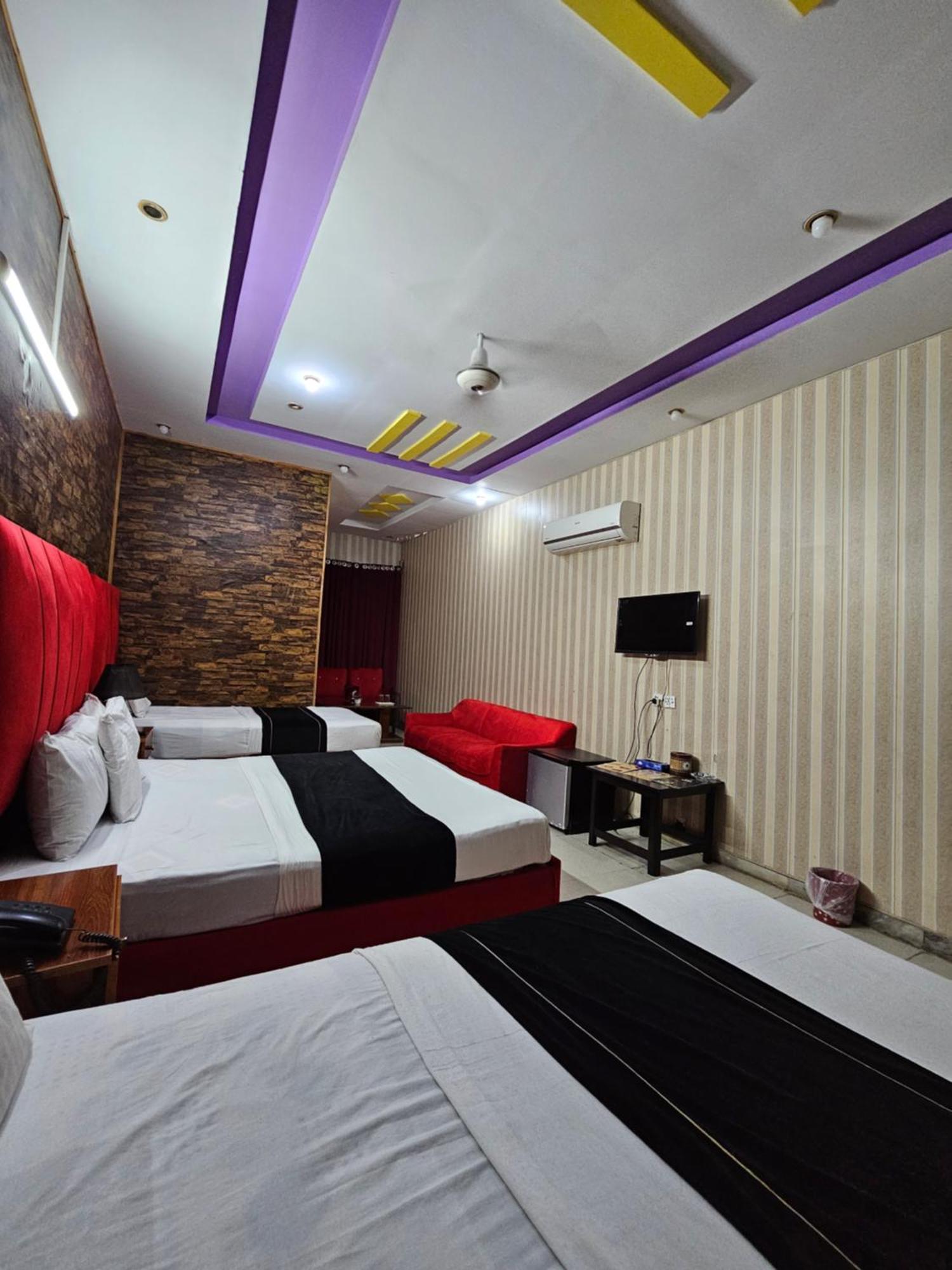 Hotel Tulip Inn, Gulberg Lahore Pokoj fotografie