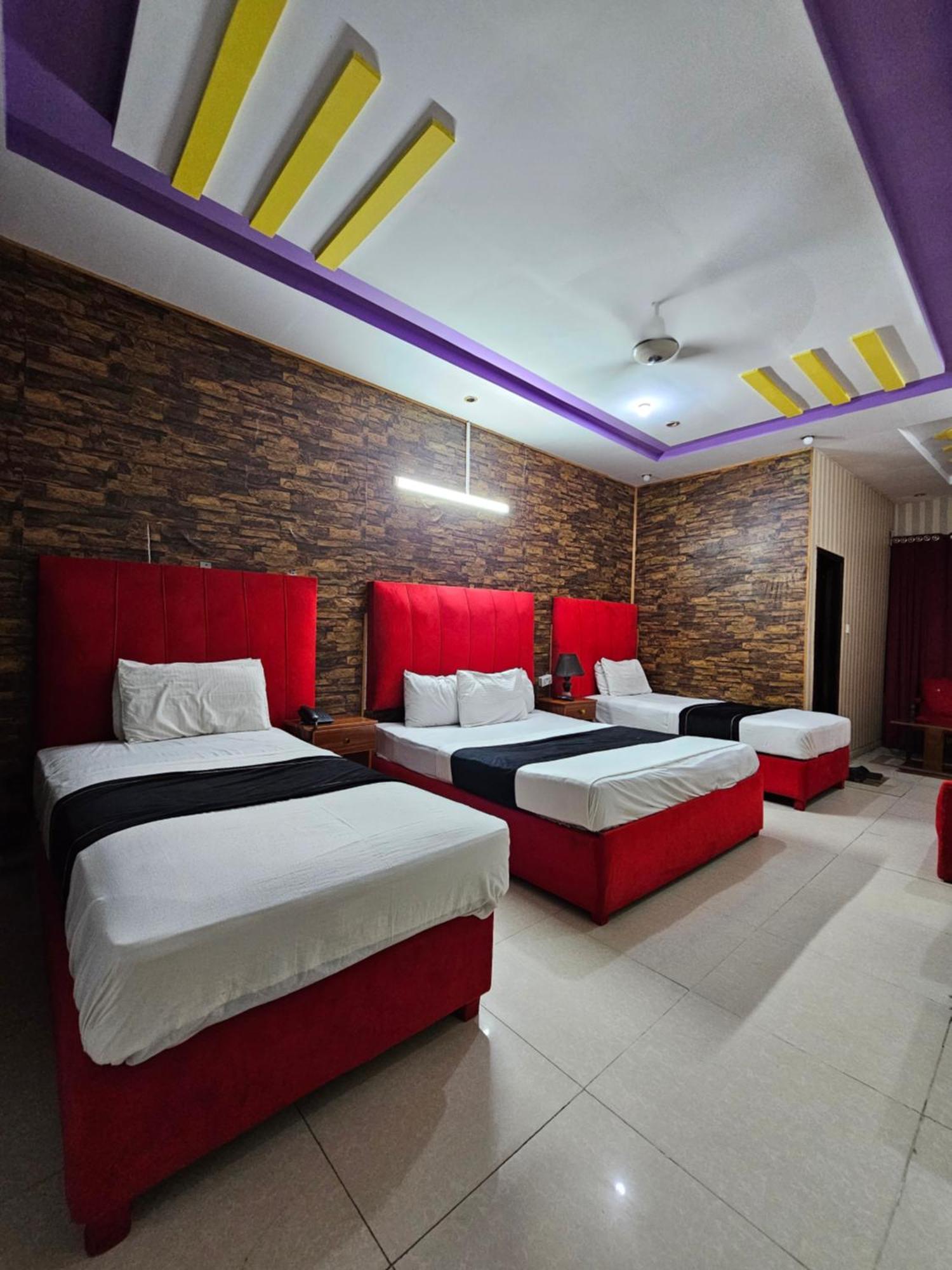 Hotel Tulip Inn, Gulberg Lahore Pokoj fotografie