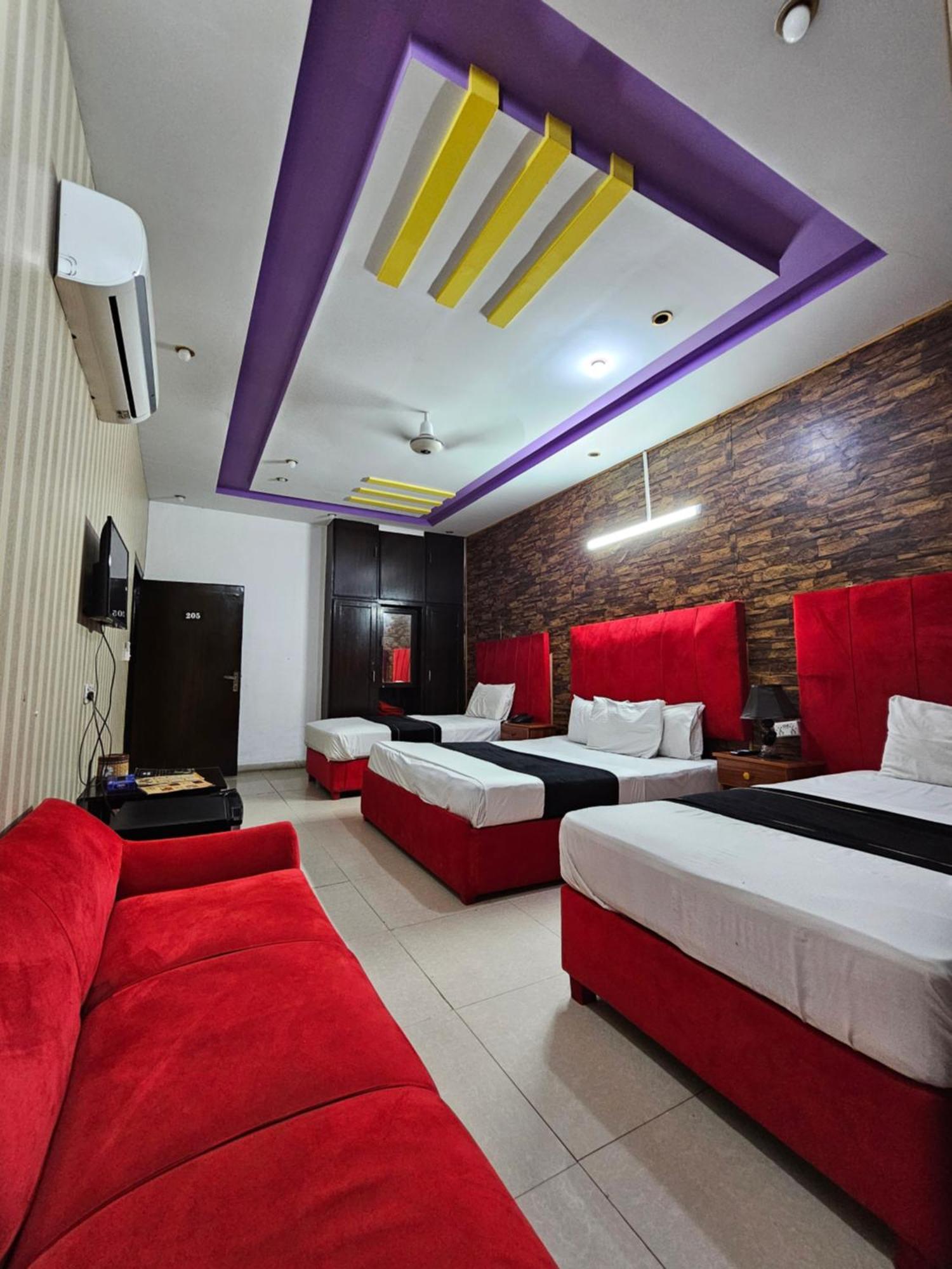 Hotel Tulip Inn, Gulberg Lahore Pokoj fotografie