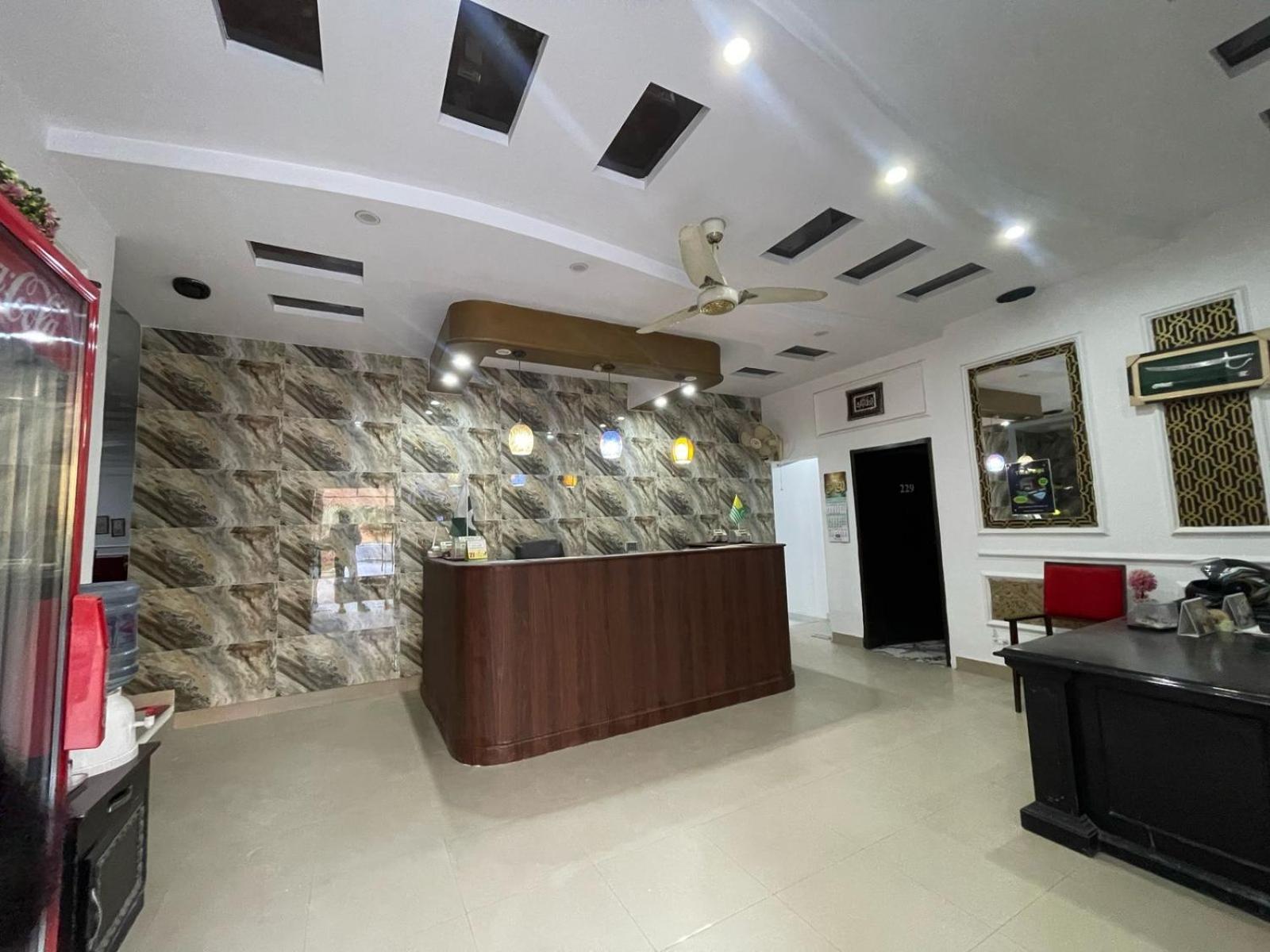 Hotel Tulip Inn, Gulberg Lahore Exteriér fotografie