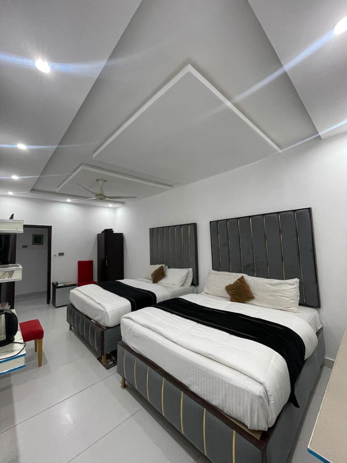 Hotel Tulip Inn, Gulberg Lahore Exteriér fotografie