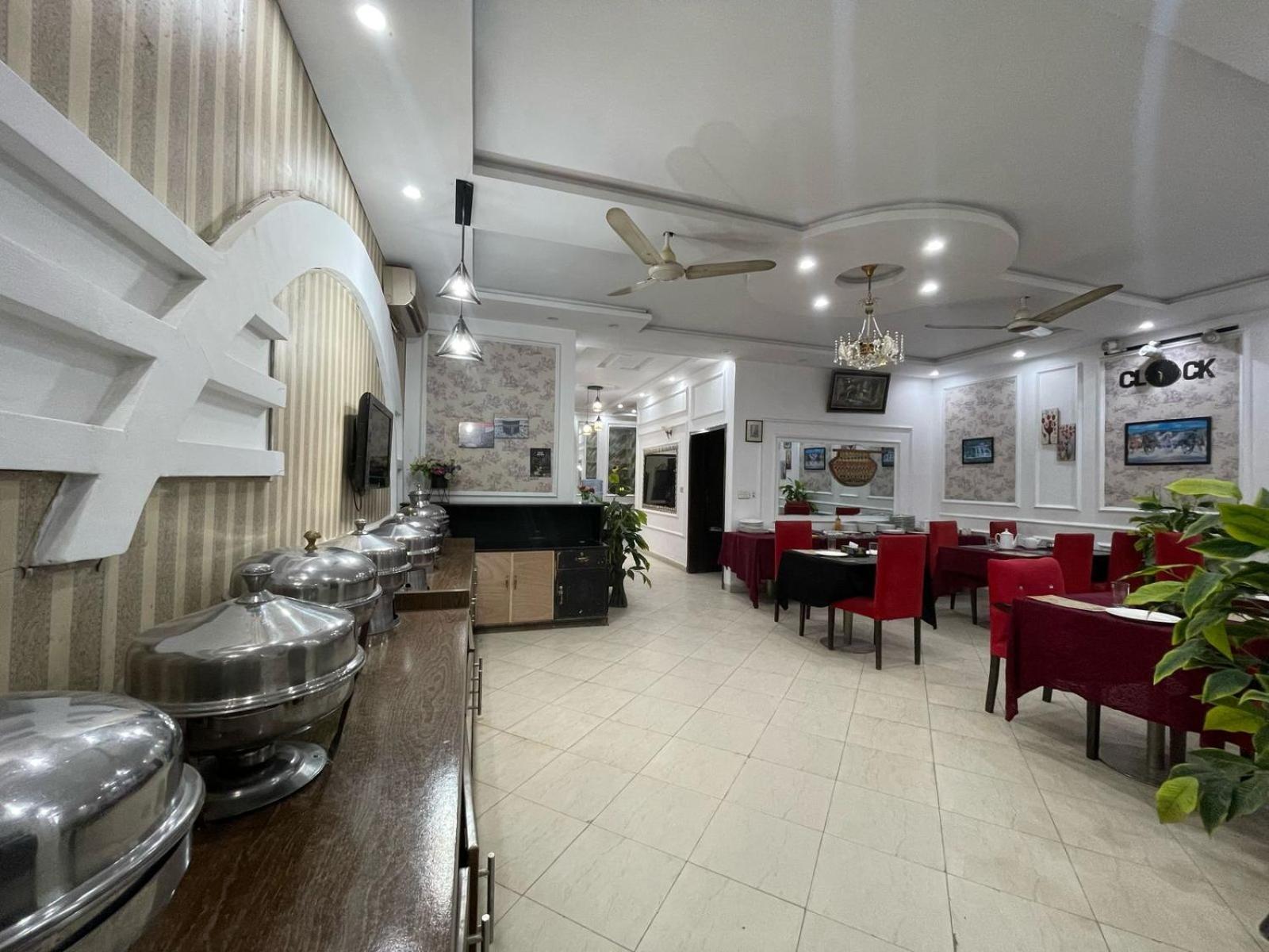 Hotel Tulip Inn, Gulberg Lahore Exteriér fotografie